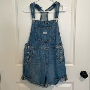 Gently Worn Levi’s Shortalls in Light Wash